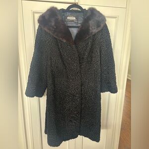 AUTHENTIC Vintage Fur Coat